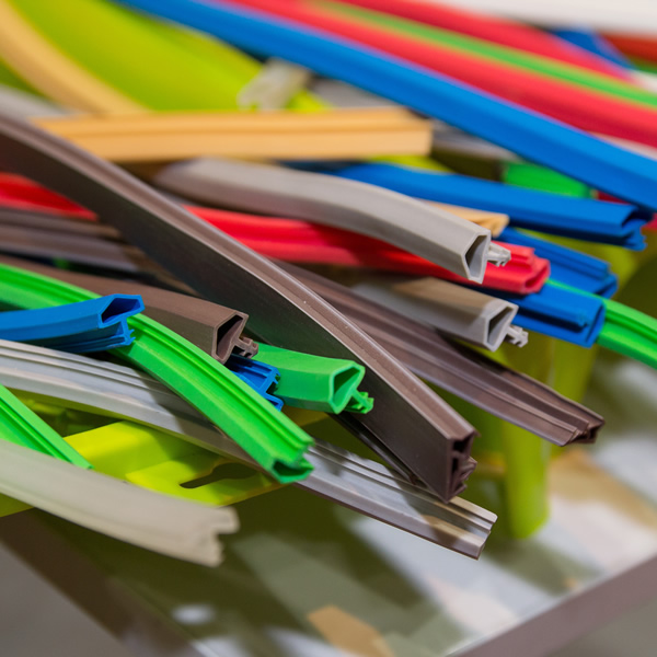 Custom Plastic Extrusion Services